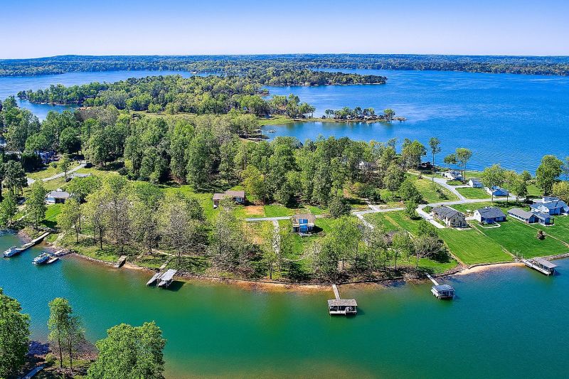 Local Roman Shade Cleaning in Denver, NC