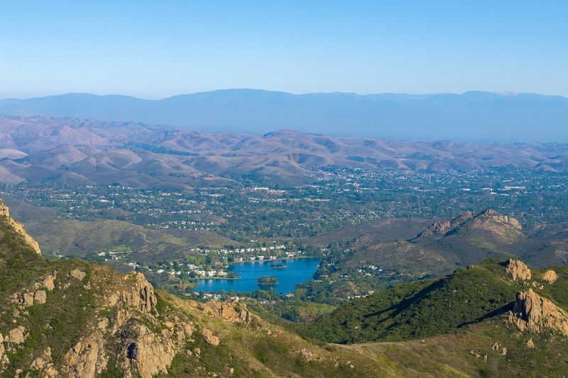 Local Roman Shade Cleaning in Calabasas, CA