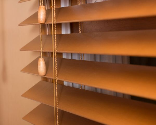 Faux Wood Blind Cleaning